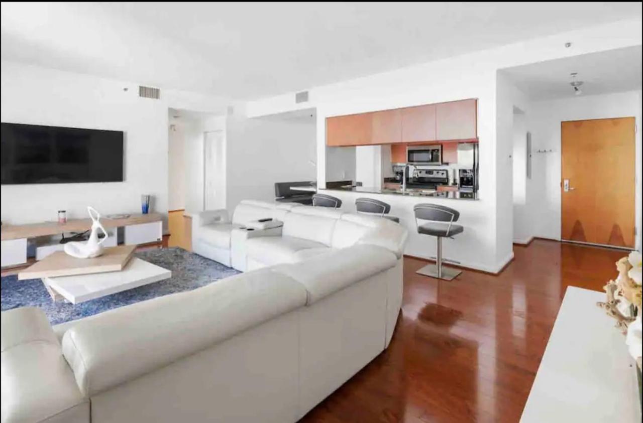 Stunning 2Br Condo Brickell-Waterviews-Freeparking Miami Luaran gambar